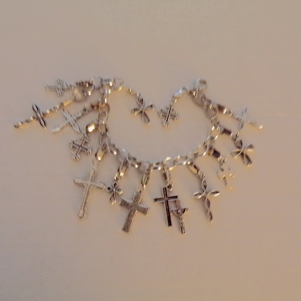 Bracelet ~ 15 Crosses ~ Linked Chain ~ 8" ~ For Her